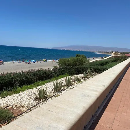 Del Toyo Almería
