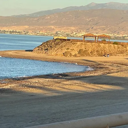 Del Toyo Almería